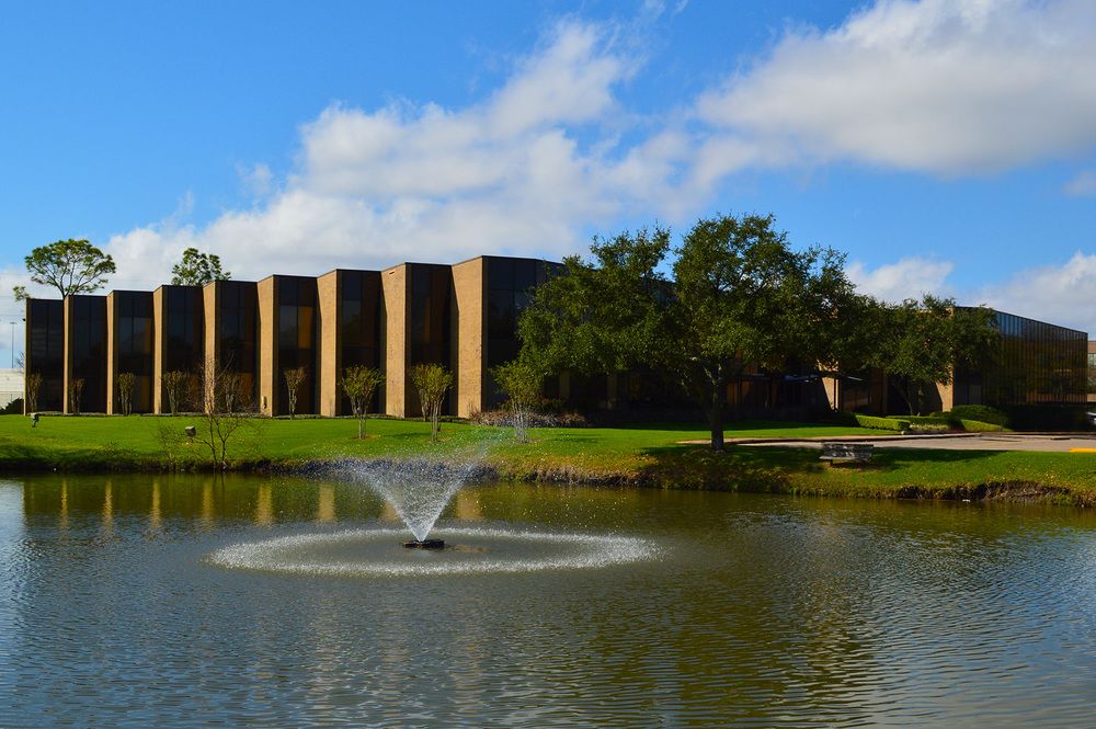 Corporate Park Churchill: 10707 Corporate Dr, Stafford, TX 77477
